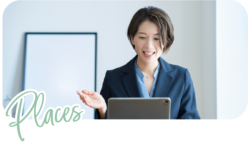 男性が笑顔の写真